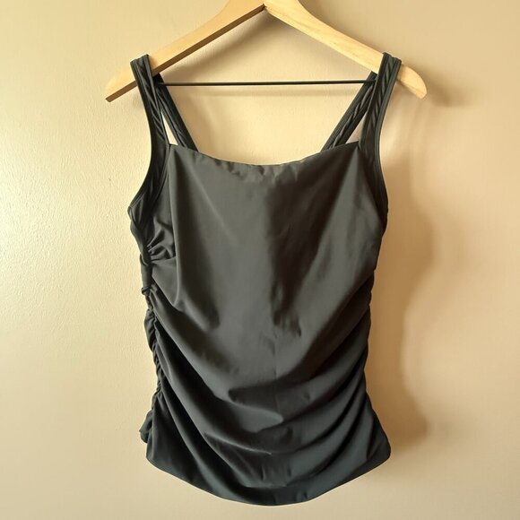Women's ?/10 Miraclesuit Tankini Set with Short Bottoms - Picture 3 of 13